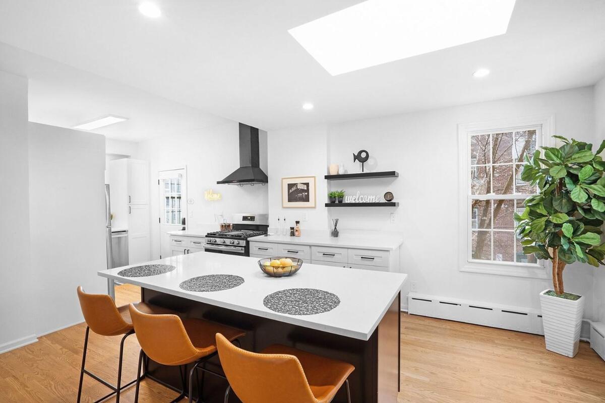 Top Rated All New Convenience And Style In Montclair Exterior photo